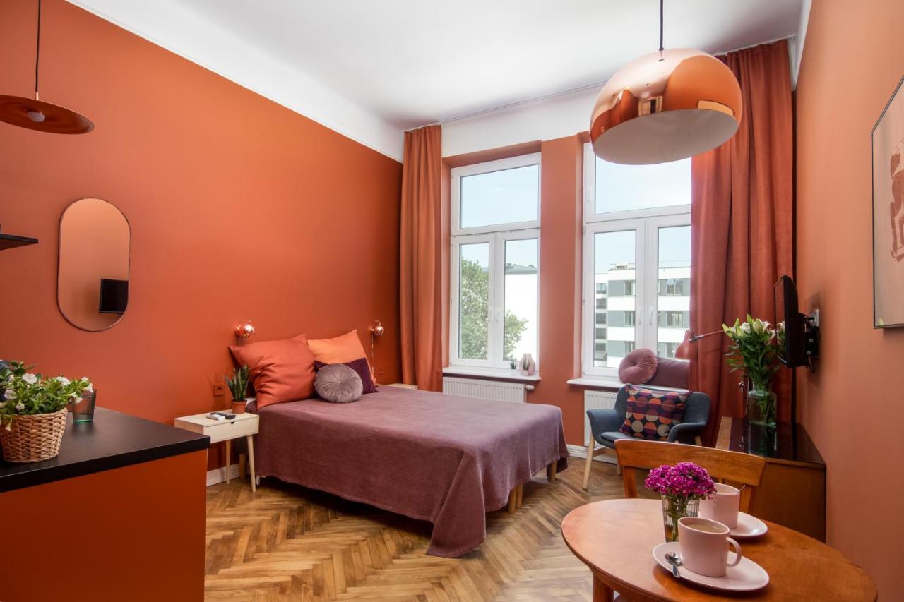 Barbacan Suites - Old Town Apartments - By Upstairs Краков Экстерьер фото
